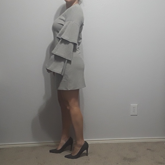 Allison New York Ruffle-Tiered-Sleeve Mini Dress - Picture 3 of 8